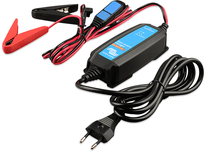 Blue Smart IP65 Ladegerät 12/25 + DC connector - Image 2
